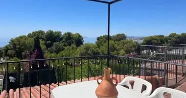 4 bedroom house in Dos Hermanas, Spain