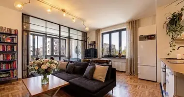 2 bedroom apartment in Warsaw, Poland
