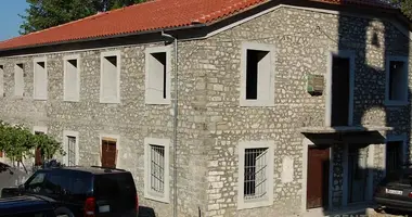 Maison des revenus 400 m² dans Labove e Madhe, Albanie