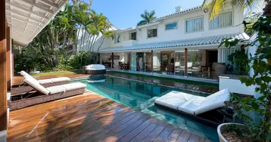 Willa w Regiao Geografica Imediata do Rio de Janeiro, Brazylia