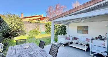4 bedroom apartment in Alcobendas, Spain