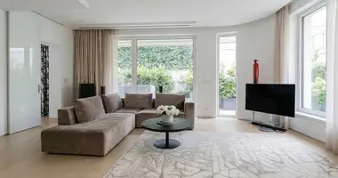 Кондо 4 комнаты в Будва, Черногория