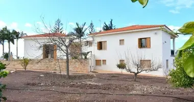 Villa 3 bedrooms in Peyia, Cyprus