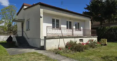 Casa en Varsovia, Polonia