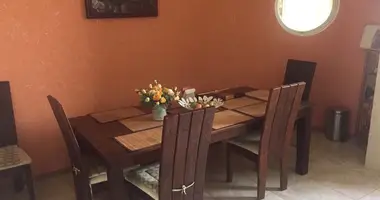 Wohnung 3 zimmer in Odessa, Ukraine