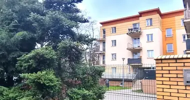 Propiedad comercial 83 m² en Lodz, Polonia