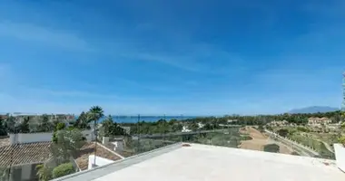 Haus 4 Schlafzimmer in Dos Hermanas, Spanien
