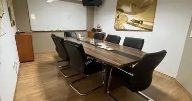 Büro 94 m² in Limassol, Zypern