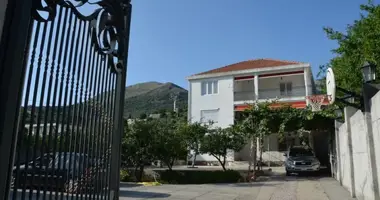 Casa 7 habitaciones en 52, Montenegro
