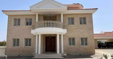 Дом 7 спален в Koinoteta Pyrgou Lemesou, Кипр