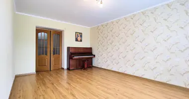 2 room apartment in Smarhon, Belarus