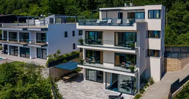 4 bedroom house in Croatia