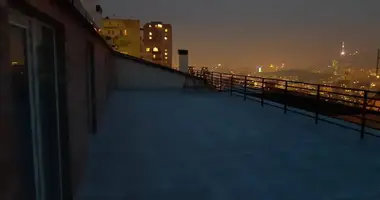 Квартира 4 комнаты в Тбилиси, Грузия