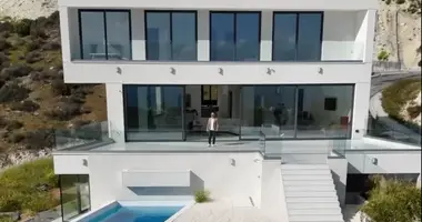 Villa 5 bedrooms in Agios Tychonas, Cyprus