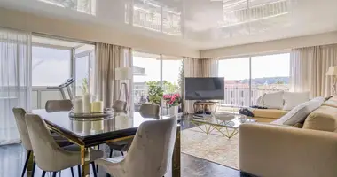 Квартира 2 спальни в Франция