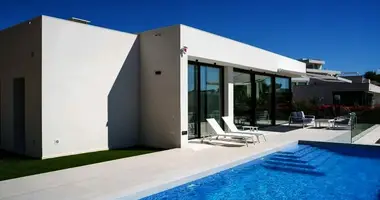 Villa en Orihuela, Španjolska