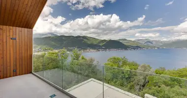 Villa 3 chambres dans Municipalité de Herceg Novi, Monténégro
