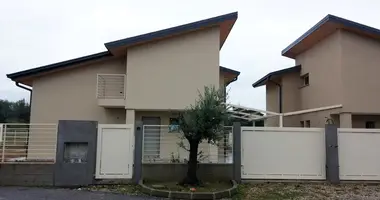 Villa 7 zimmer in Lombardei, Italien