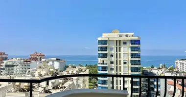 3 bedroom apartment in Mahmutlar, Turkey