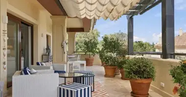 4 bedroom apartment in Spain
