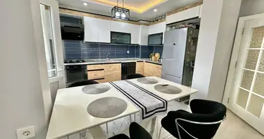 Apartamento 4 habitaciones en Mezitli, Turquía