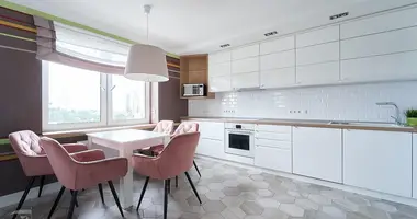 Apartamento 3 habitaciones en Minsk, Belarús