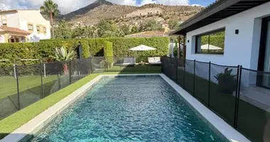 Дом 5 спален в Benalmadena, Испания