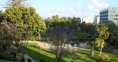 Geschäft 215 m² in Kato Polemidia, Zypern