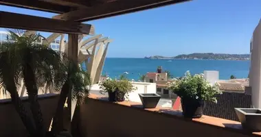 Bungalow 5 bedrooms in Javea, Spain