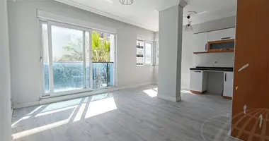 Квартира 2 комнаты в Коньяалты, Турция