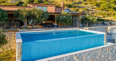 4 room house in Podaspilje, Croatia
