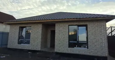 Casa 3 habitaciones en Usatove, Ucrania