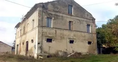 Dom 9 pokojów w Terni, Włochy