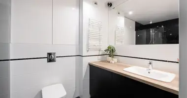 2 room apartment in Warsaw, Poland