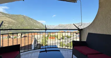 Apartamento 4 habitaciones en Dobrota, Montenegro