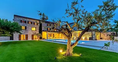 Villa 5 chambres dans Grad Novigrad, Croatie