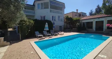 Hotel 360 m² in Grad Pula, Croatia