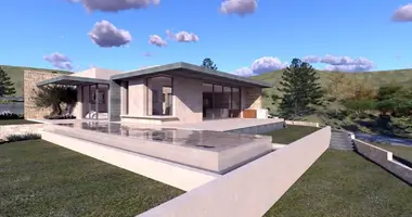 5 bedroom apartment in Kamares, Cyprus