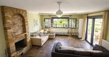 Villa 6 rooms in Pefkochori, Greece