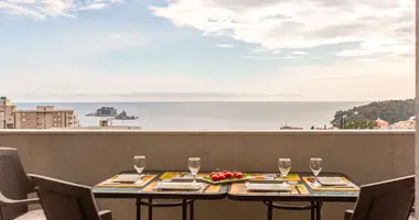 3 bedroom apartment in Petrovac, Montenegro