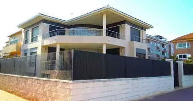 Villa 5 bedrooms in Paiporta, Spain