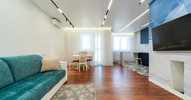 Apartamento 4 habitaciones en Minsk, Belarús
