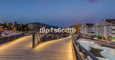 3 bedroom apartment in San Pedro Alcantara, Spain
