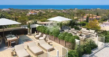 Mieszkanie 4 pokoi w Estombar, Portugalia