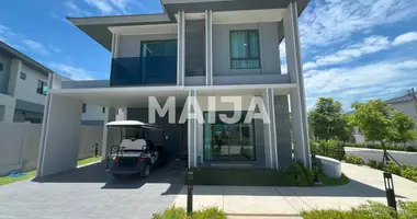 Villa 3 bedrooms in Bang Lamung, Thailand