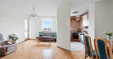 Wohnung 5 zimmer in Warschau, Polen