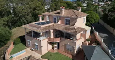 Casa 6 habitaciones en San Pedro Alcantara, Španjolska