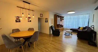 Wohnung 4 zimmer in Rischon LeZion, Israel