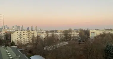 Mieszkanie 2 pokoi w Warszawa, Polska