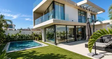 Haus 5 Schlafzimmer in San Pedro Alcantara, Spanien